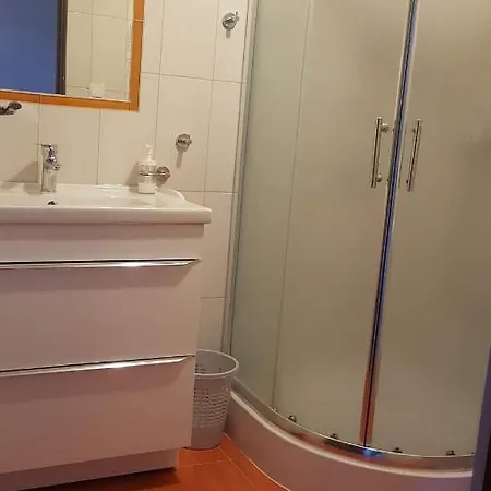 Aster בית אירוח רווה